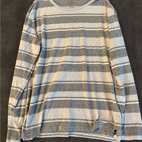 American Eagle Outfitters Soft Gray Striped Long Sleeve Top - Picture 1 of 2